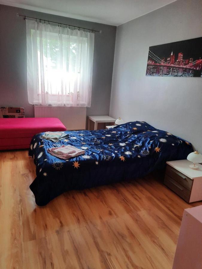 Mieszkanie z ogródkiem i grillem Świnoujście Exterior foto